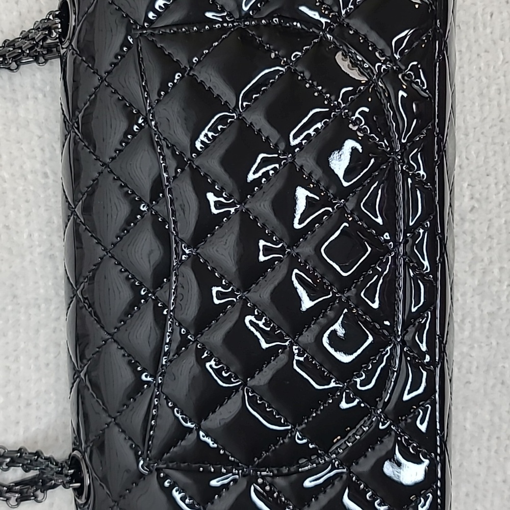 Chanel Quilted Medium 2.55 Reissue Classic "So Black" Double Flap Bag NWT/NIB - Picture 15 of 17